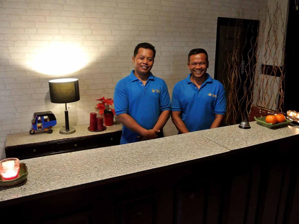 Tator Hotel Jakarta Exteriör bild